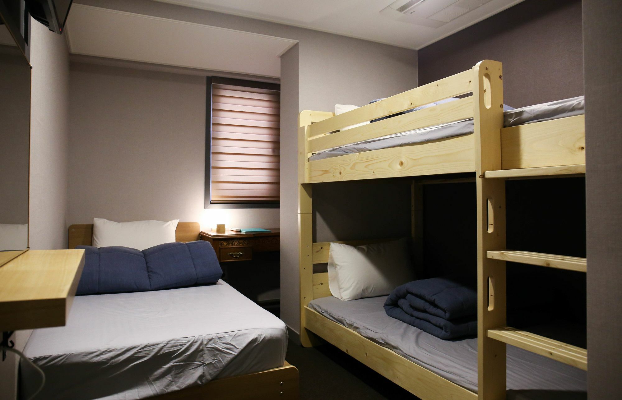 Blue Mountain Myeong-Dong Hotel Seoul Ngoại thất bức ảnh