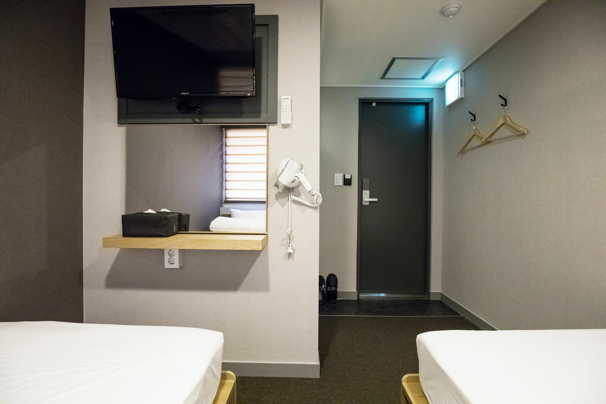Blue Mountain Myeong-Dong Hotel Seoul Ngoại thất bức ảnh